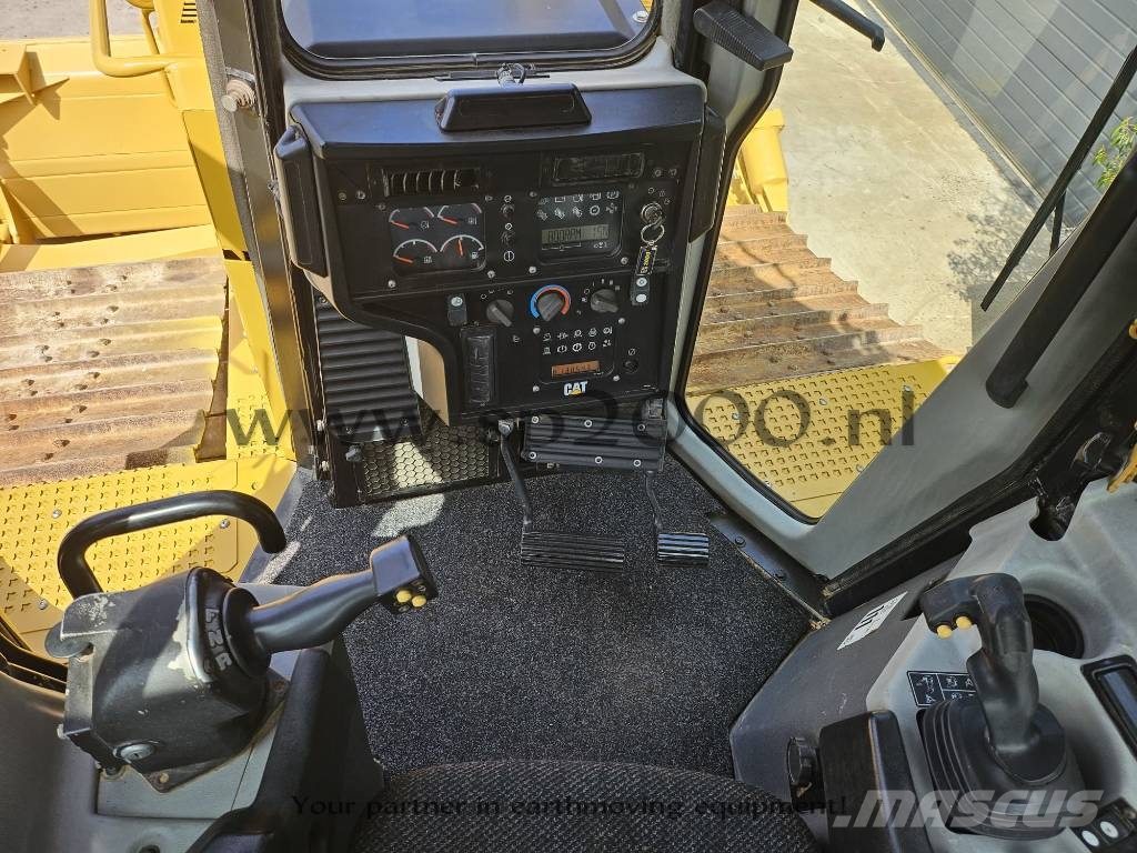 CAT D 6 T LGP 履帶推土機