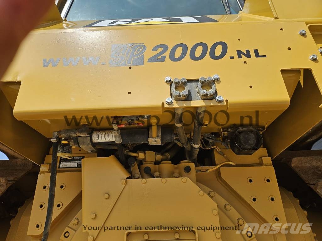 CAT D 6 T LGP 履帶推土機