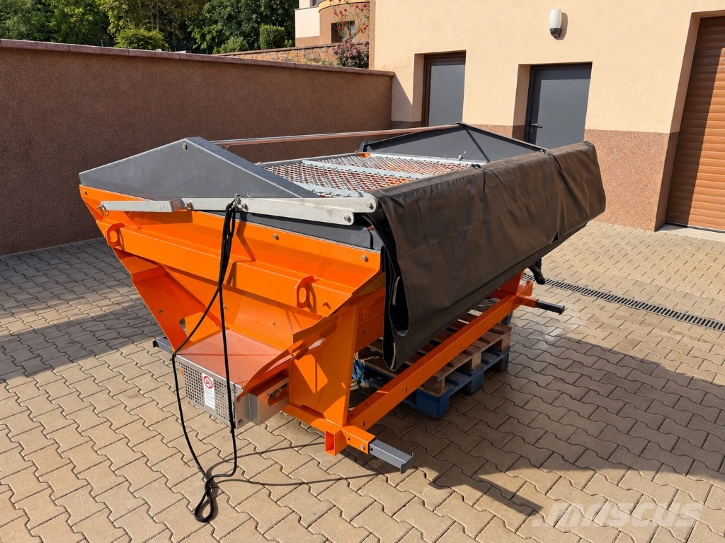 Bucher Giletta KA 2000 C Розсіювачі солі та піску