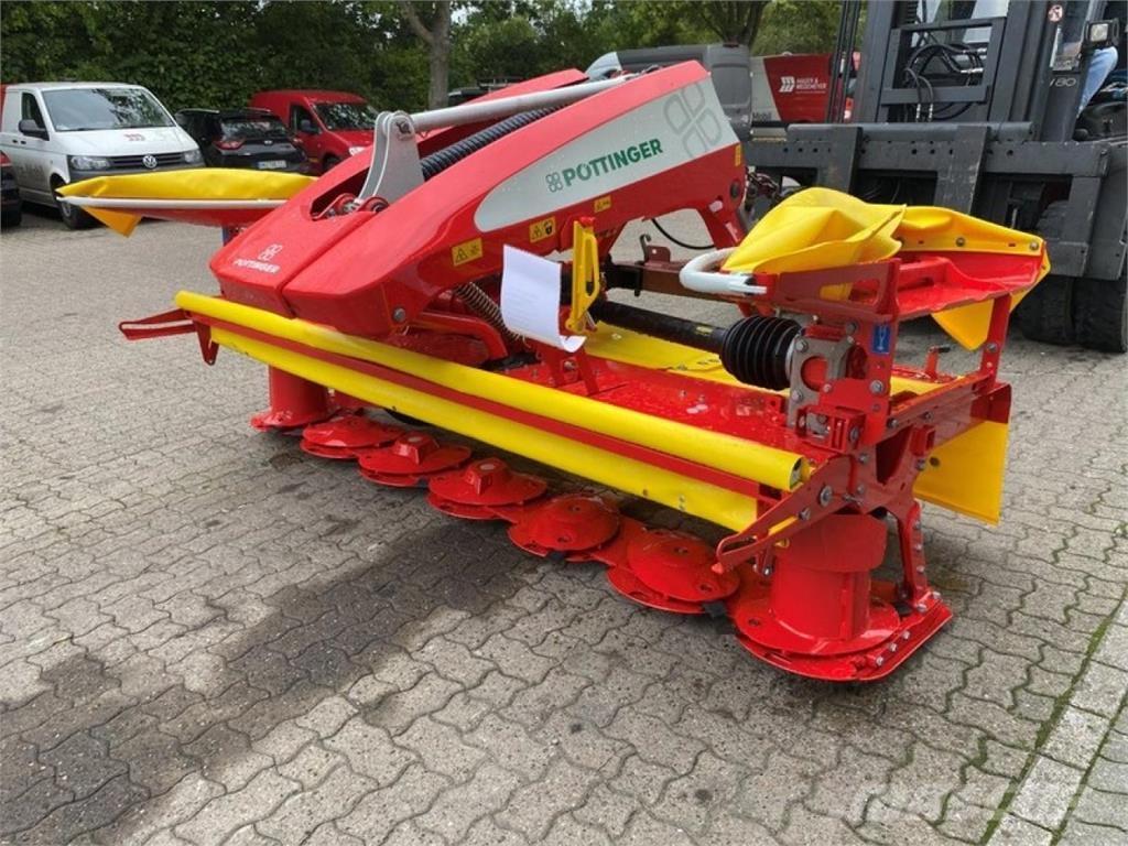 Pöttinger NOVACAT 301 ALPHA MOTION Mower-conditioners