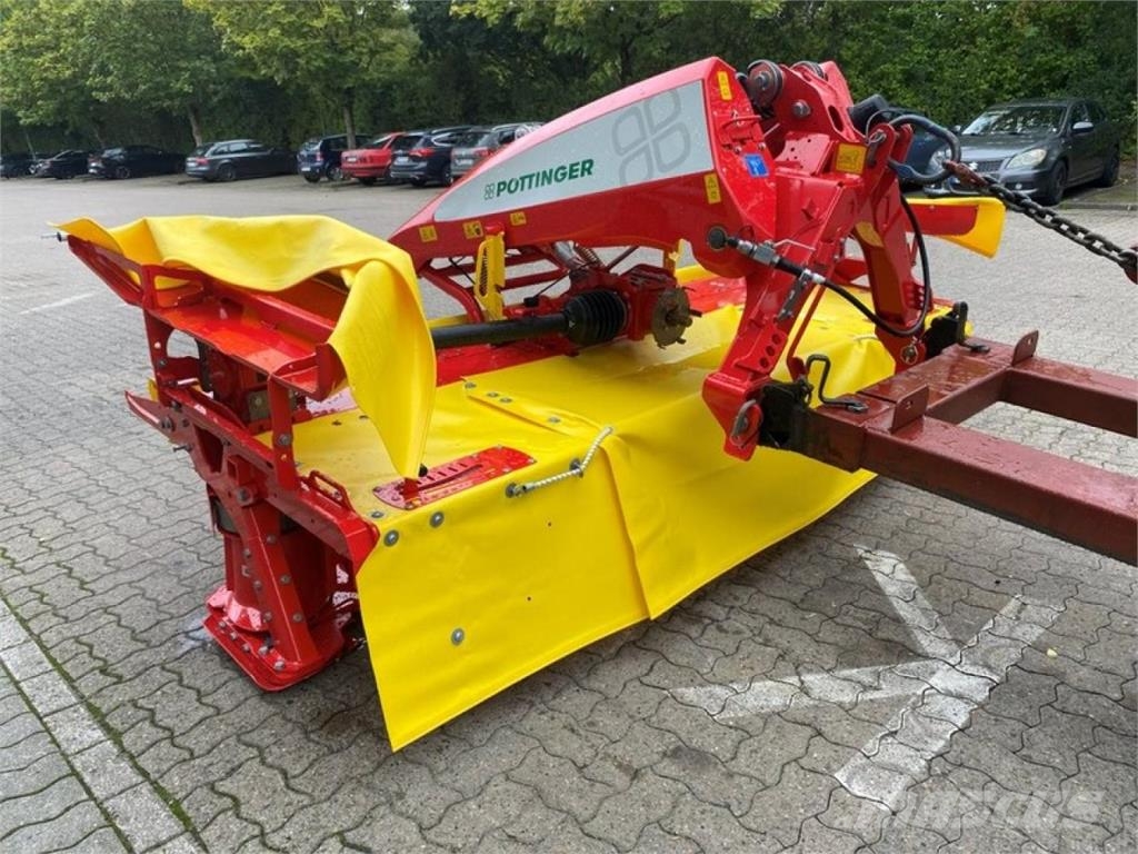 Pöttinger NOVACAT 301 ALPHA MOTION Mower-conditioners