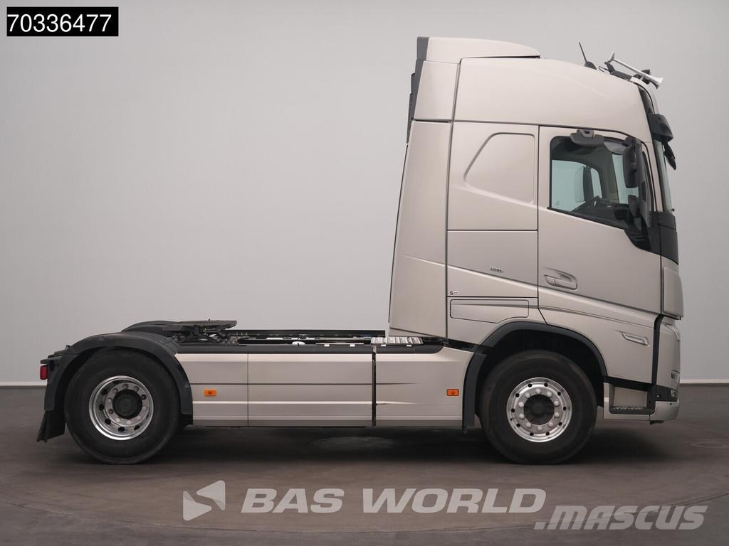 Volvo FH 500 FH 4X2 ADR 2x Tanks I-ParkCool Navi ACC PTO Тягачі
