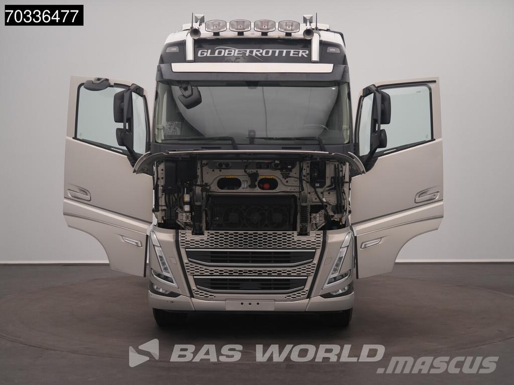 Volvo FH 500 FH 4X2 ADR 2x Tanks I-ParkCool Navi ACC PTO Тягачі