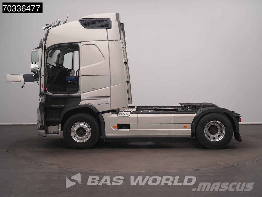 Volvo FH 500 FH 4X2 ADR 2x Tanks I-ParkCool Navi ACC PTO Тягачі