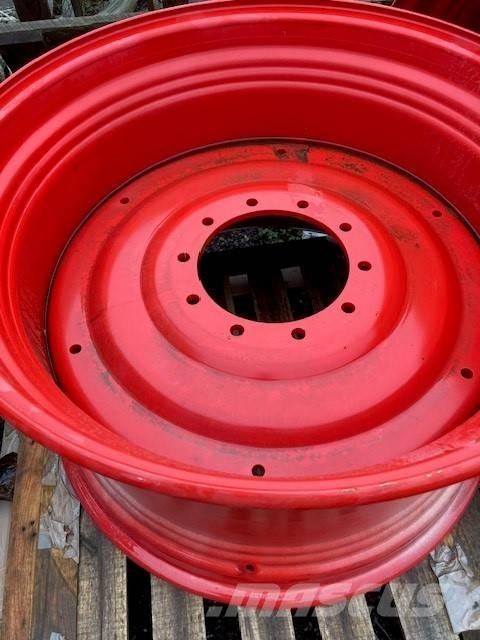 Fendt Pair of 23 x 38 Wheel Rims Hjul, Dæk og Fælge