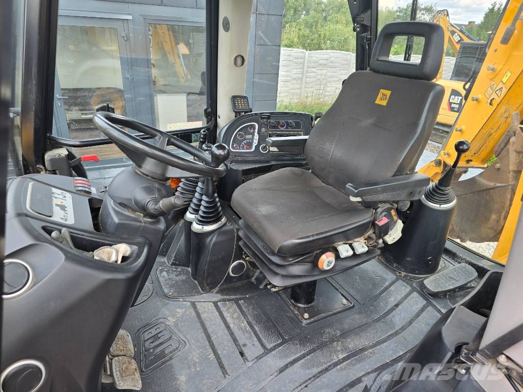 JCB 3 CX Contractor TLB's