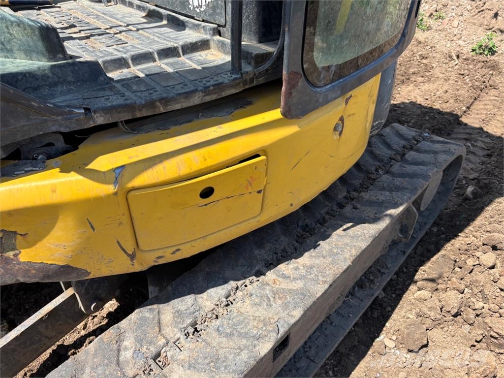 Komatsu PC 35 MR معدات البناء - غير ذلك