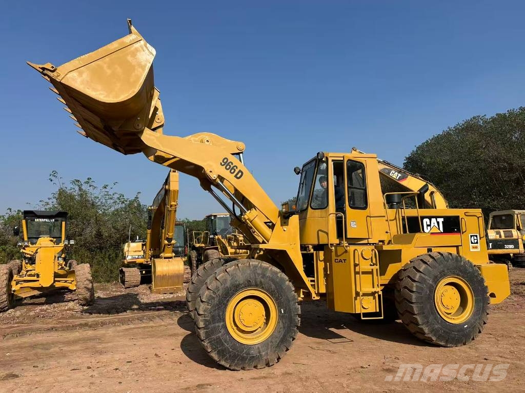 CAT 966D 輪胎式裝載機