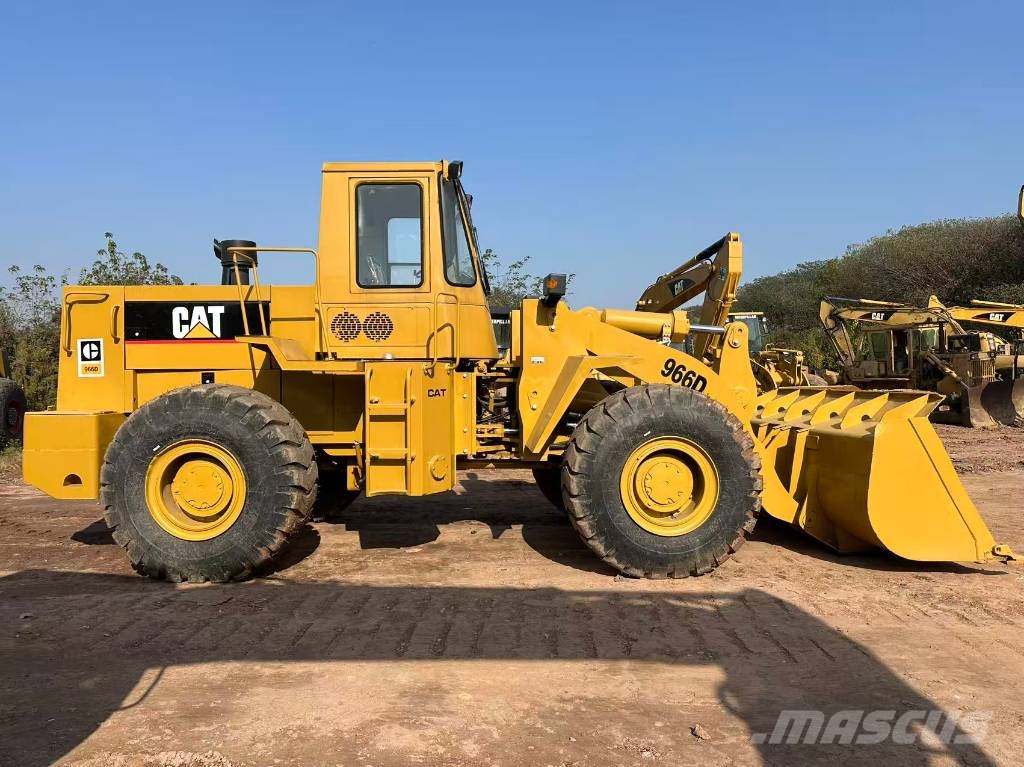 CAT 966D 輪胎式裝載機