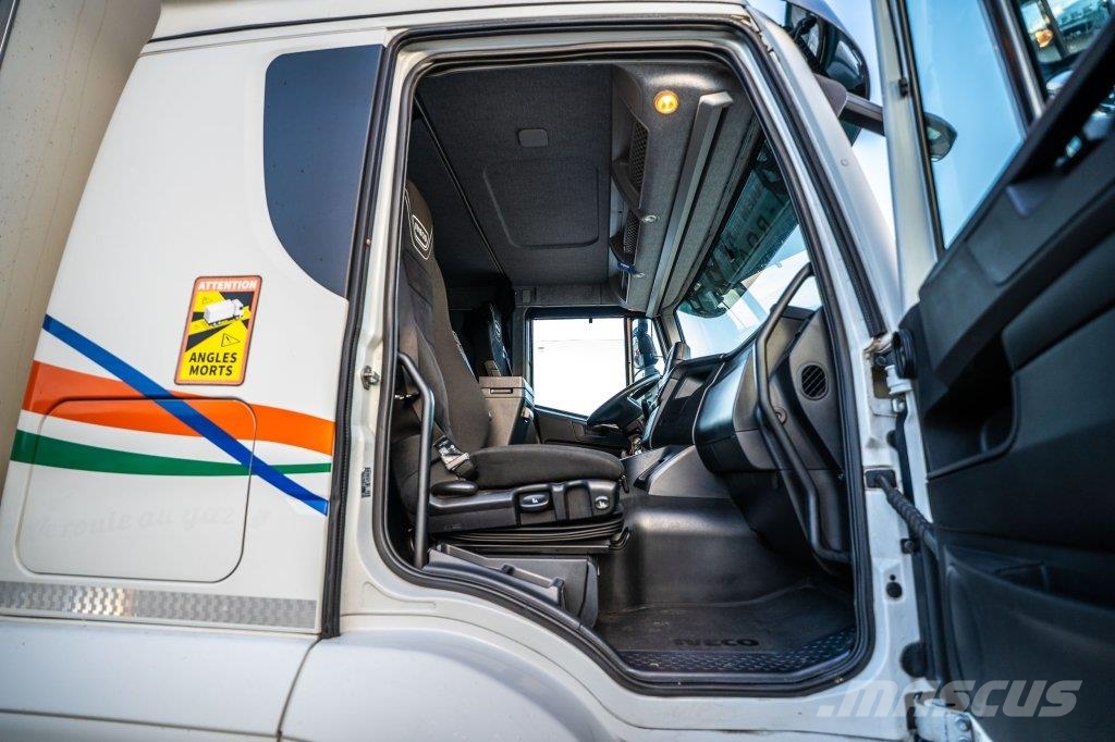 Iveco STRALIS 400 CNG +DHOLLANDIA Camiones caja cerrada