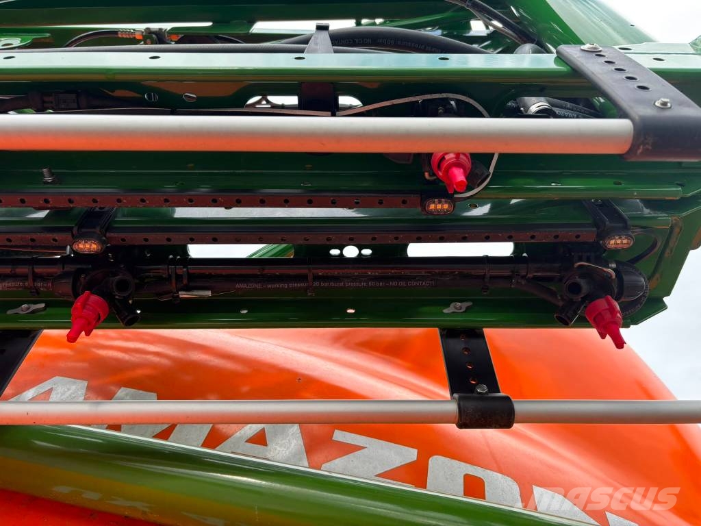 Amazone UX 4200 Special Hinattavat ruiskut