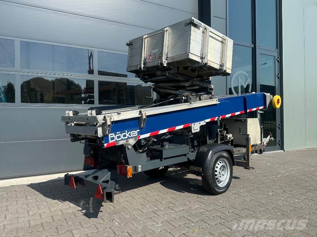Böcker Junior HD21 Furniture Lift, 2019, first owner Goods and furniture lifts