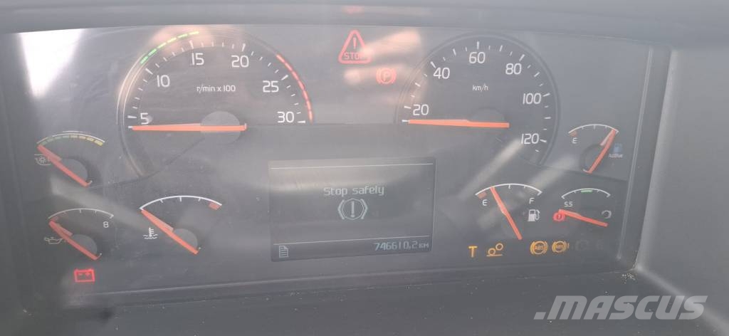 Volvo VOLVO 650 Фургони