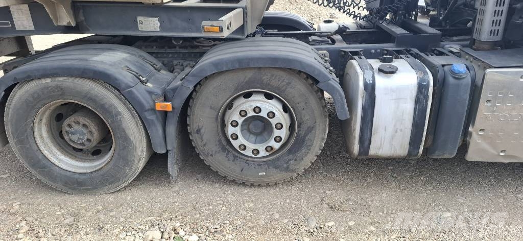 Volvo VOLVO 650 Фургони