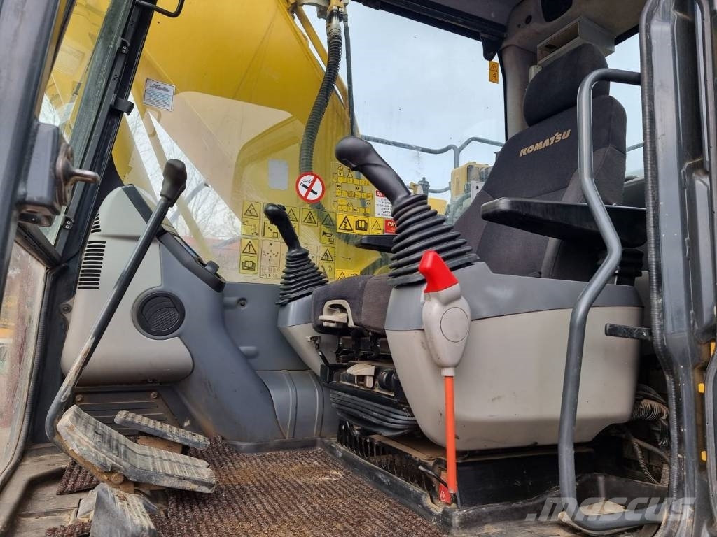 Komatsu HB 215 LC-2 Hybrid حفارات زحافة