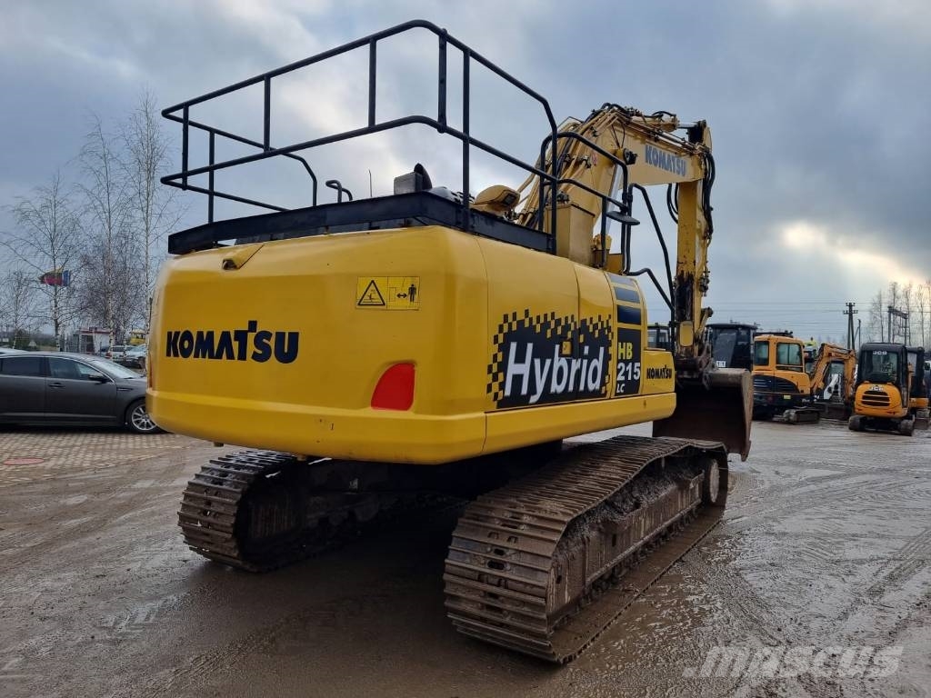 Komatsu HB 215 LC-2 Hybrid حفارات زحافة