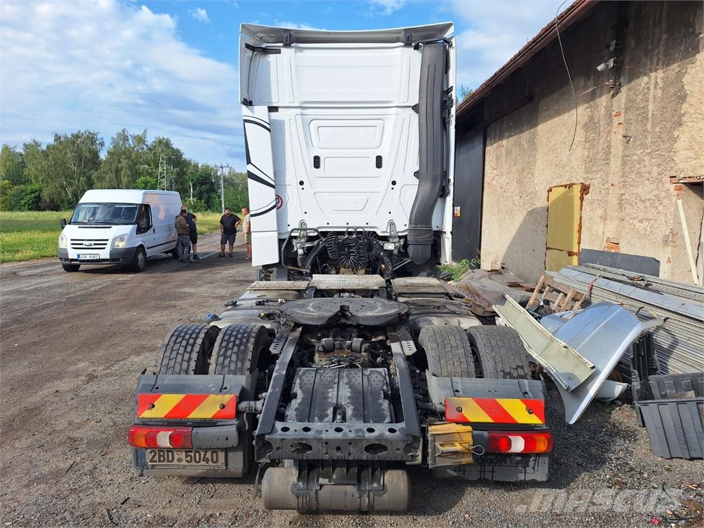 Mercedes-Benz ACTROS 1845 Sattelzugmaschinen