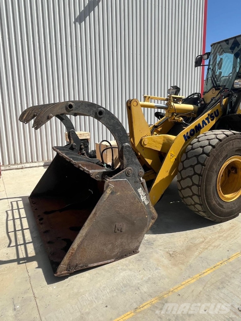 Komatsu WA 200-7 Cargadoras sobre ruedas