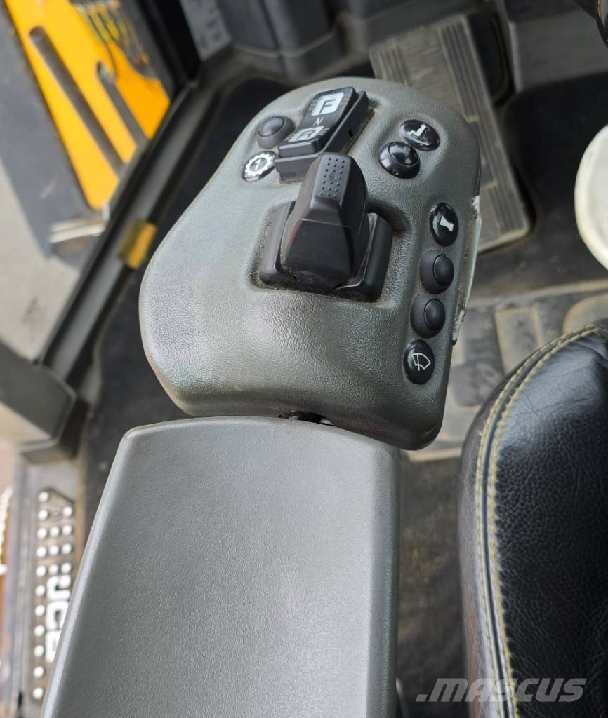 JCB 413K Hjullastare