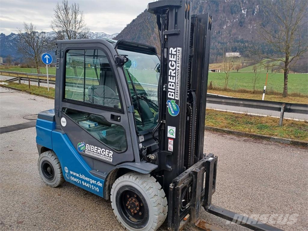 Toyota 52-8FDF25 Diesel forklifts