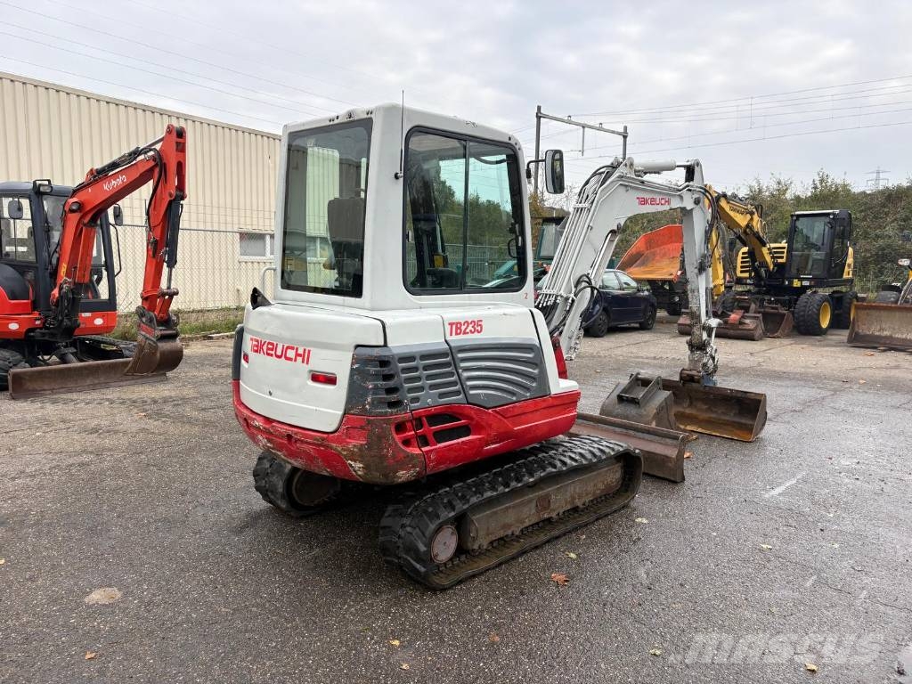 Takeuchi TB 235 POWERTILT!! 2 Bakken Mini ekskavatori < 7 t