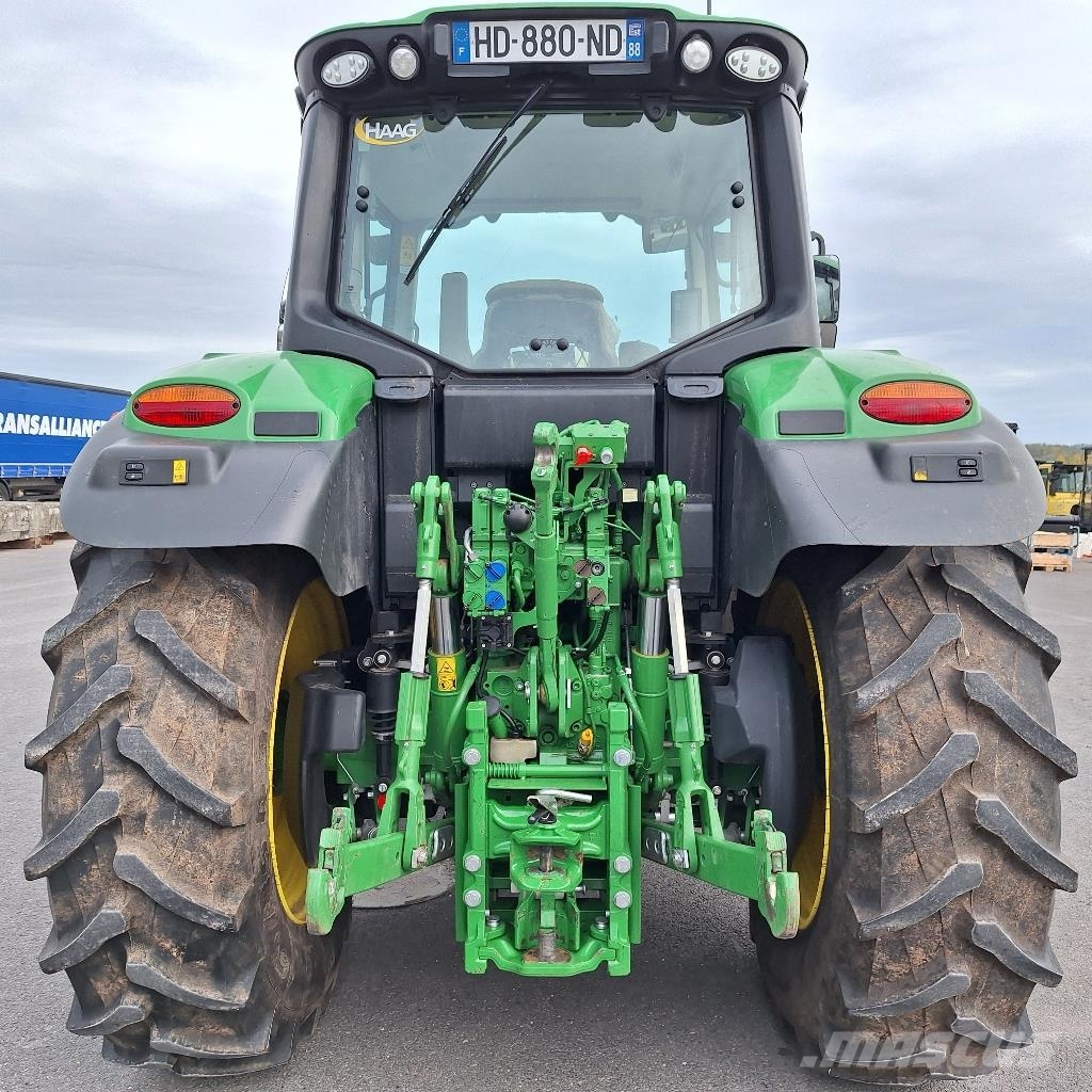John Deere 6M115 الجرارات