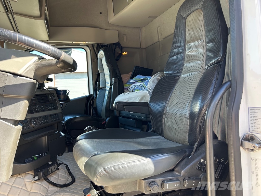 Volvo FH 500 Tovornjaki z žerjavom
