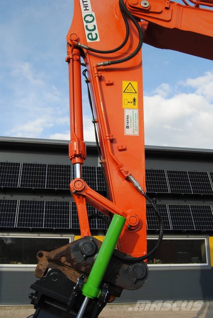 Hitachi ZX 225 US LC-6 履带挖掘机