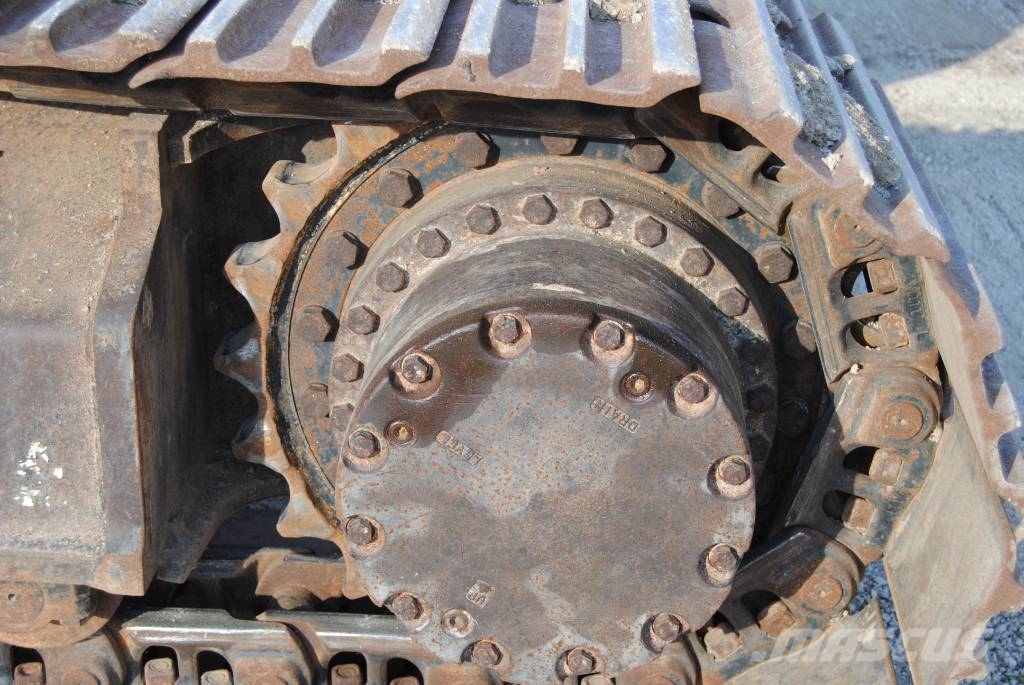 Hitachi ZX 225 US LC-6 履带挖掘机