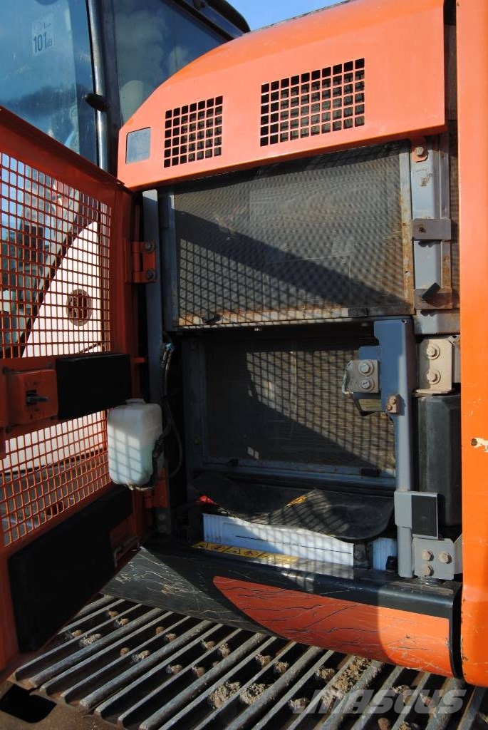 Hitachi ZX 225 US LC-6 履带挖掘机