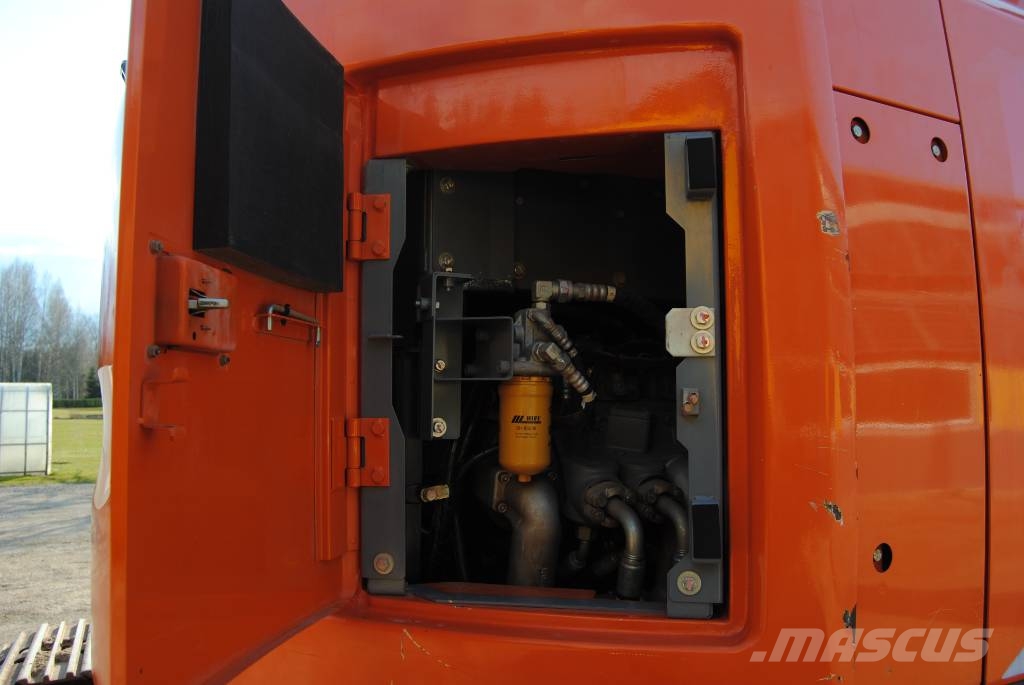 Hitachi ZX 225 US LC-6 履带挖掘机
