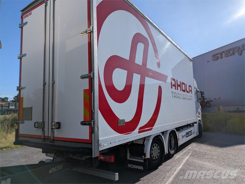 Scania R500 탑차 트럭