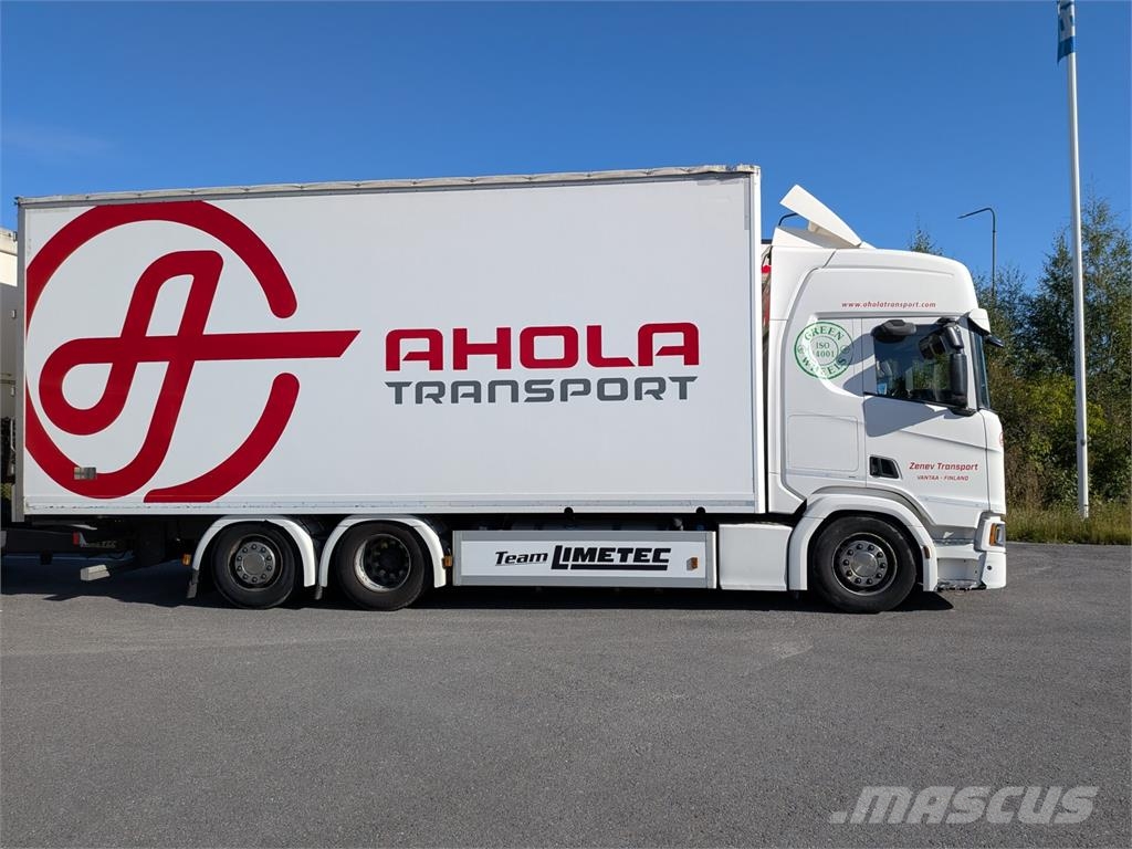 Scania R500 탑차 트럭