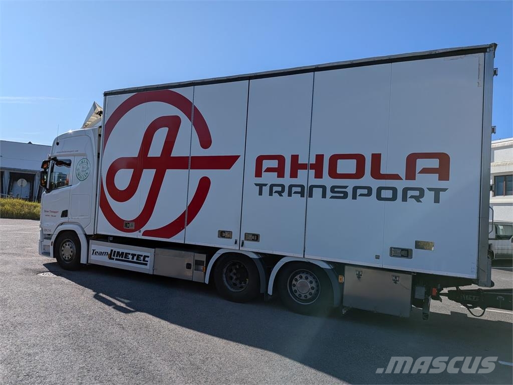 Scania R500 탑차 트럭