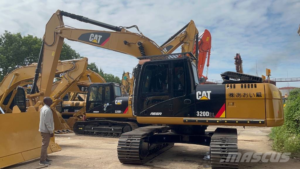 CAT 320 D L Excavatoare pe șenile