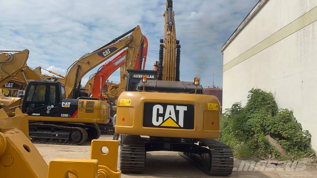 CAT 320 D L Excavatoare pe șenile
