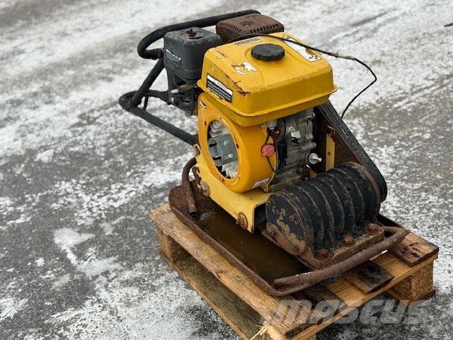 Atlas zagęszczarka do remontu Soil compactors