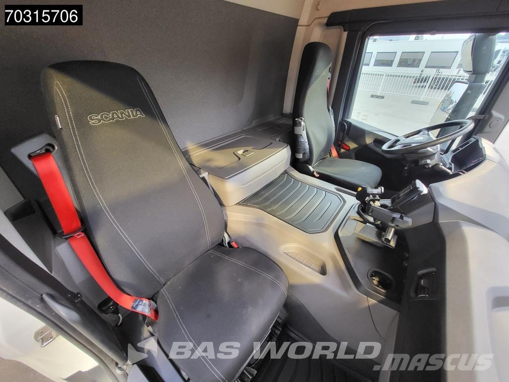 Scania P500 P 6X2 2500kg Ladebordwand Lift+steering axle ケーブルリフト着脱式トラック