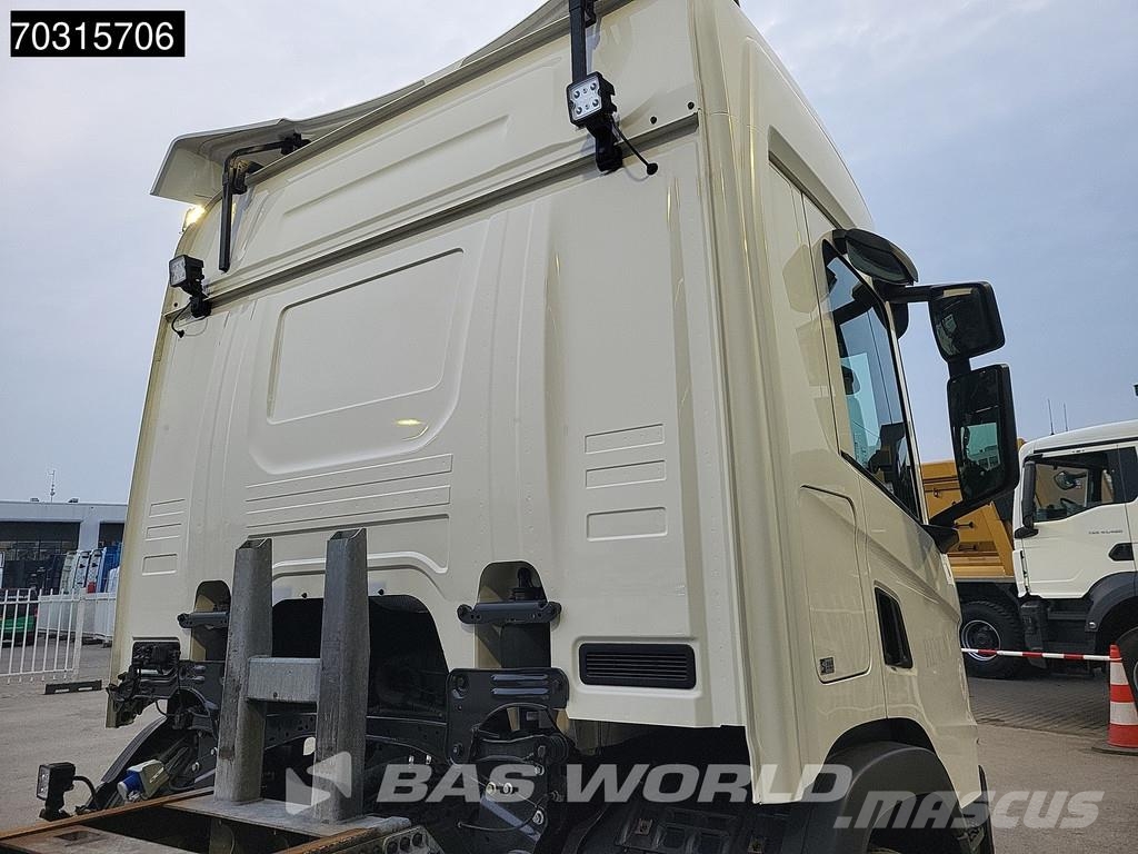 Scania P500 P 6X2 2500kg Ladebordwand Lift+steering axle ケーブルリフト着脱式トラック
