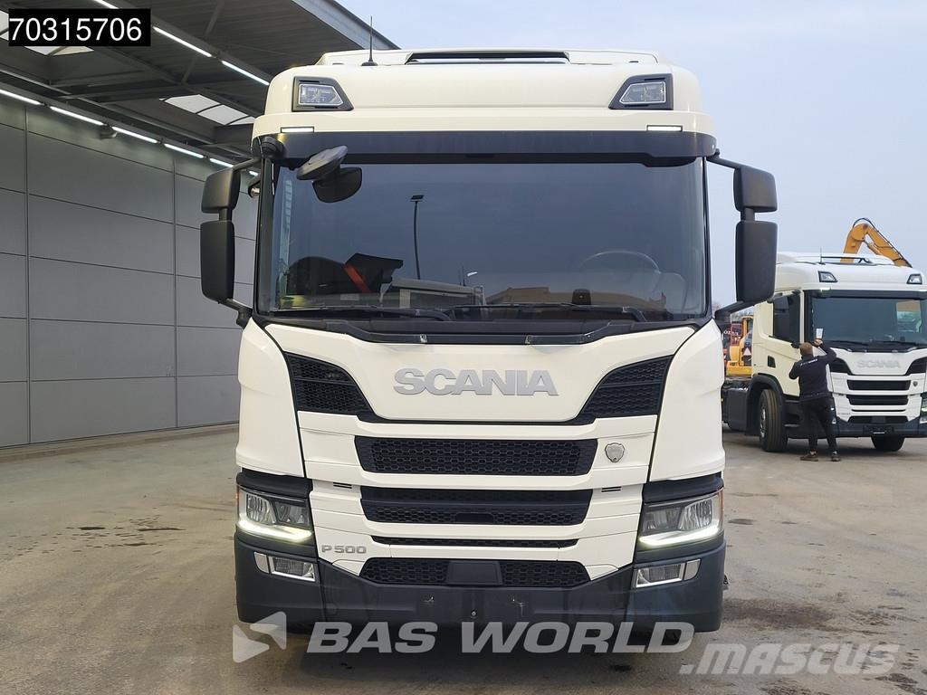 Scania P500 P 6X2 2500kg Ladebordwand Lift+steering axle Cable lift demountable trucks