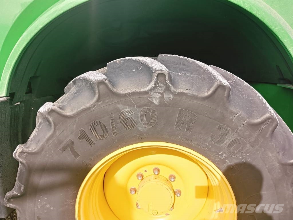 John Deere 8800 Forage harvesters