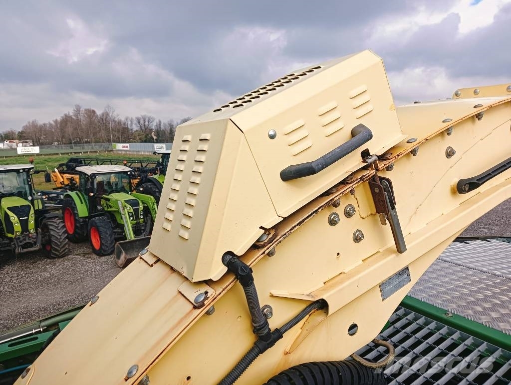 John Deere 8800 Forage harvesters