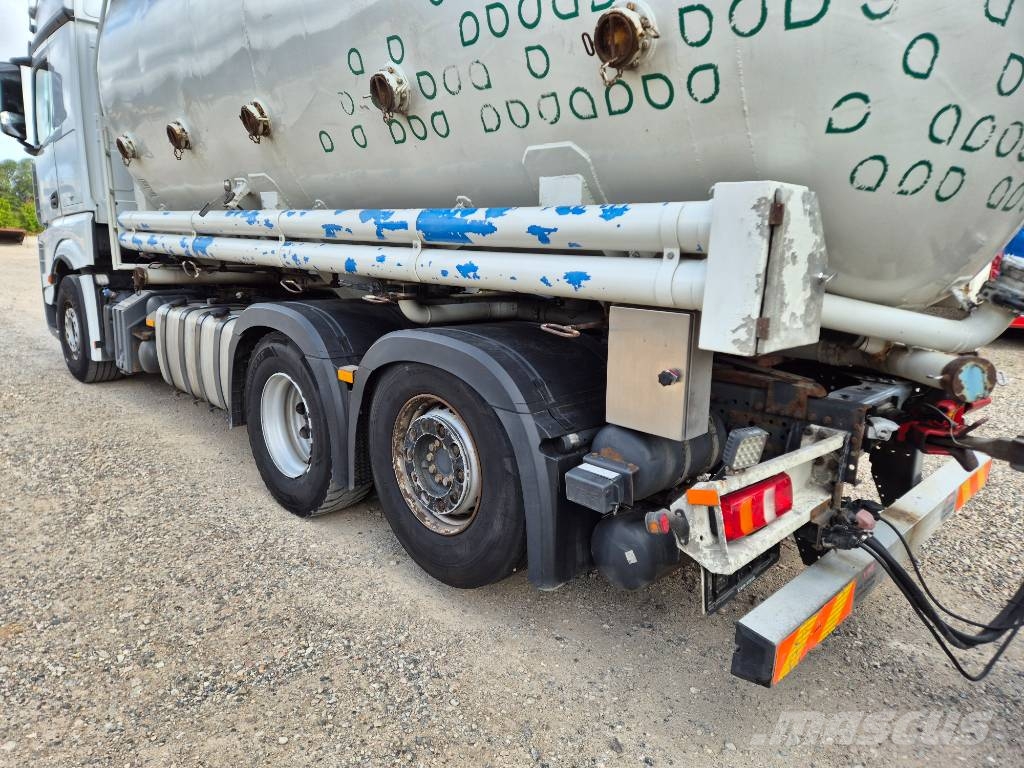 Mercedes-Benz Actros 2553 L 6x2/4 // Chassi // Važiuoklė su kabina