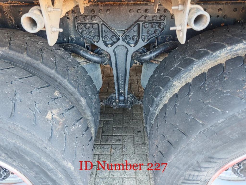 MAN TGS 26.460 6x4 + Schwarzmuller Z2 Billenő teherautók