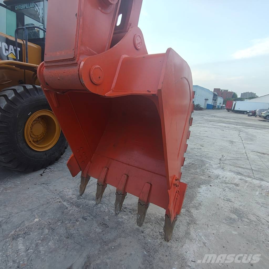 Hitachi 350LC حفارات زحافة