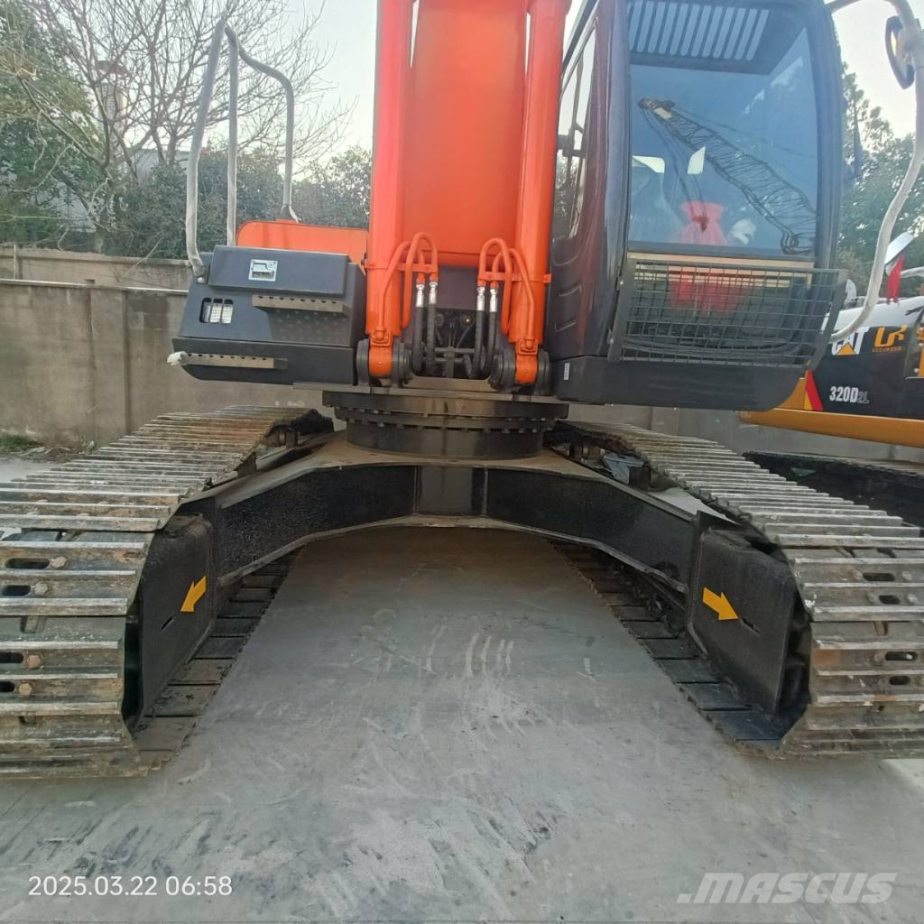 Hitachi 350LC حفارات زحافة