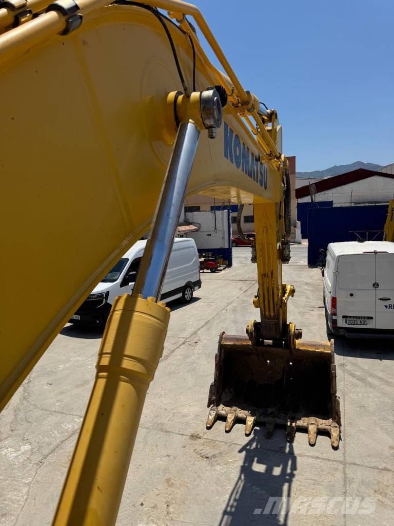 Komatsu HB365LC-3E0 HYBRID Excavadoras de cadenas