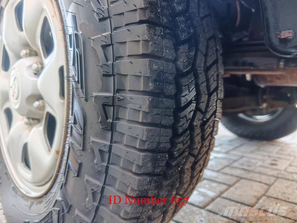 Toyota Hilux 4x2 Klaas Shorty 25 Billyftar