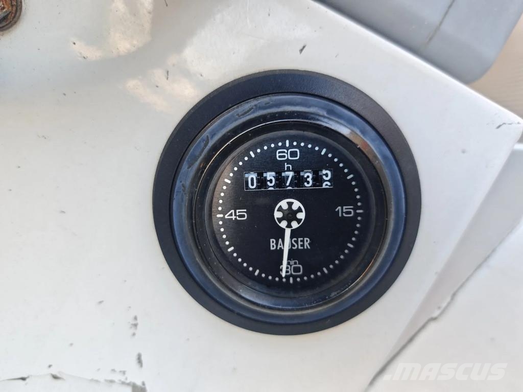 Toyota Hilux 4x2 Klaas Shorty 25 Billyftar