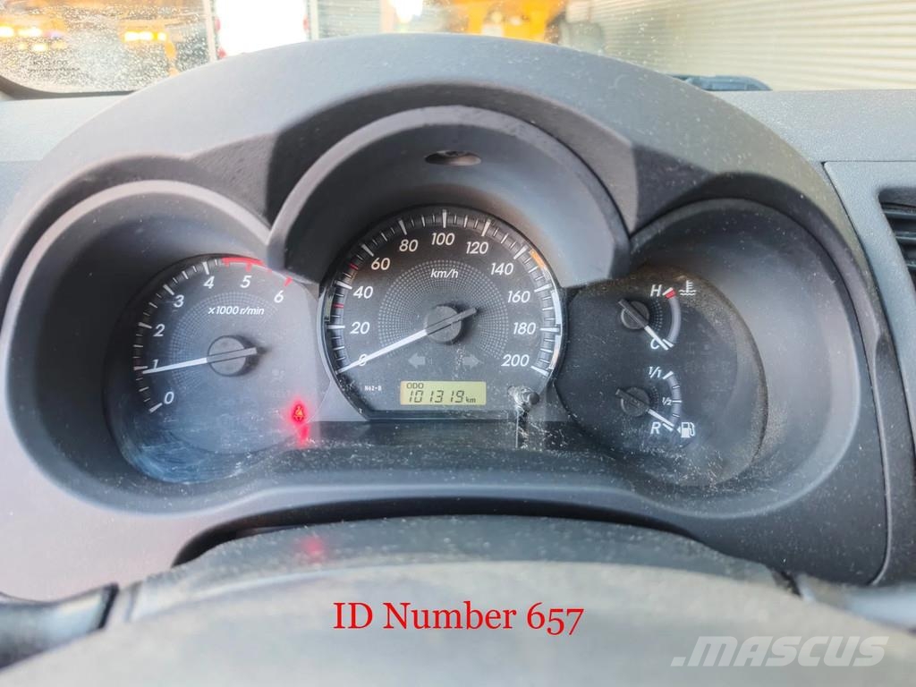 Toyota Hilux 4x2 Klaas Shorty 25 Billyftar